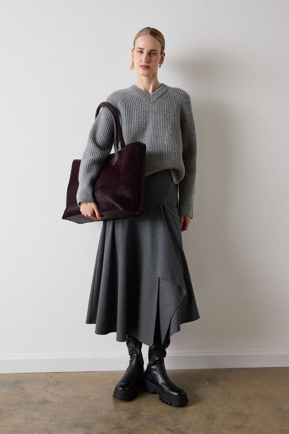 Grey Wool Chunky V Neck Rib Knit