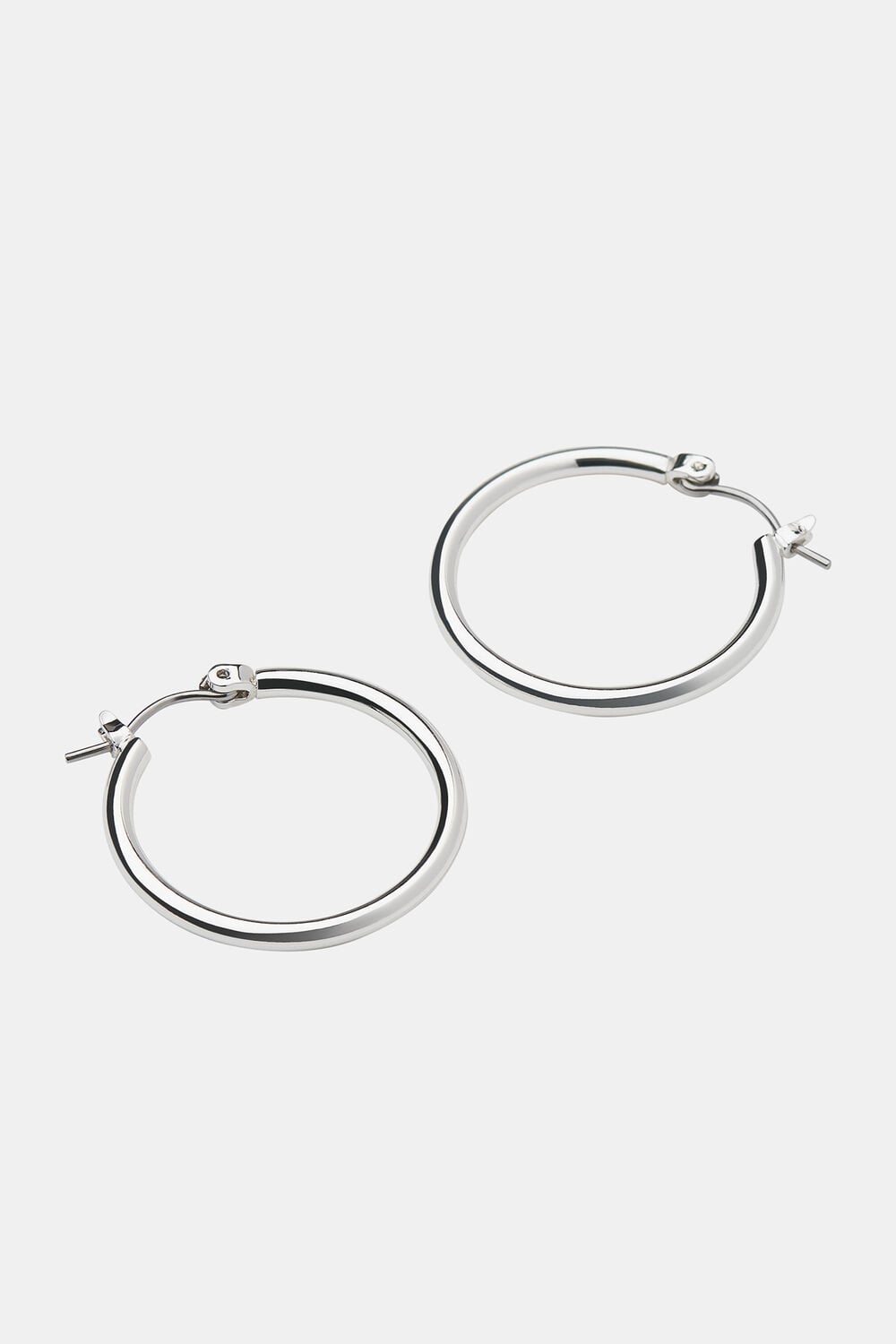 Classic Hoop Earring Silver