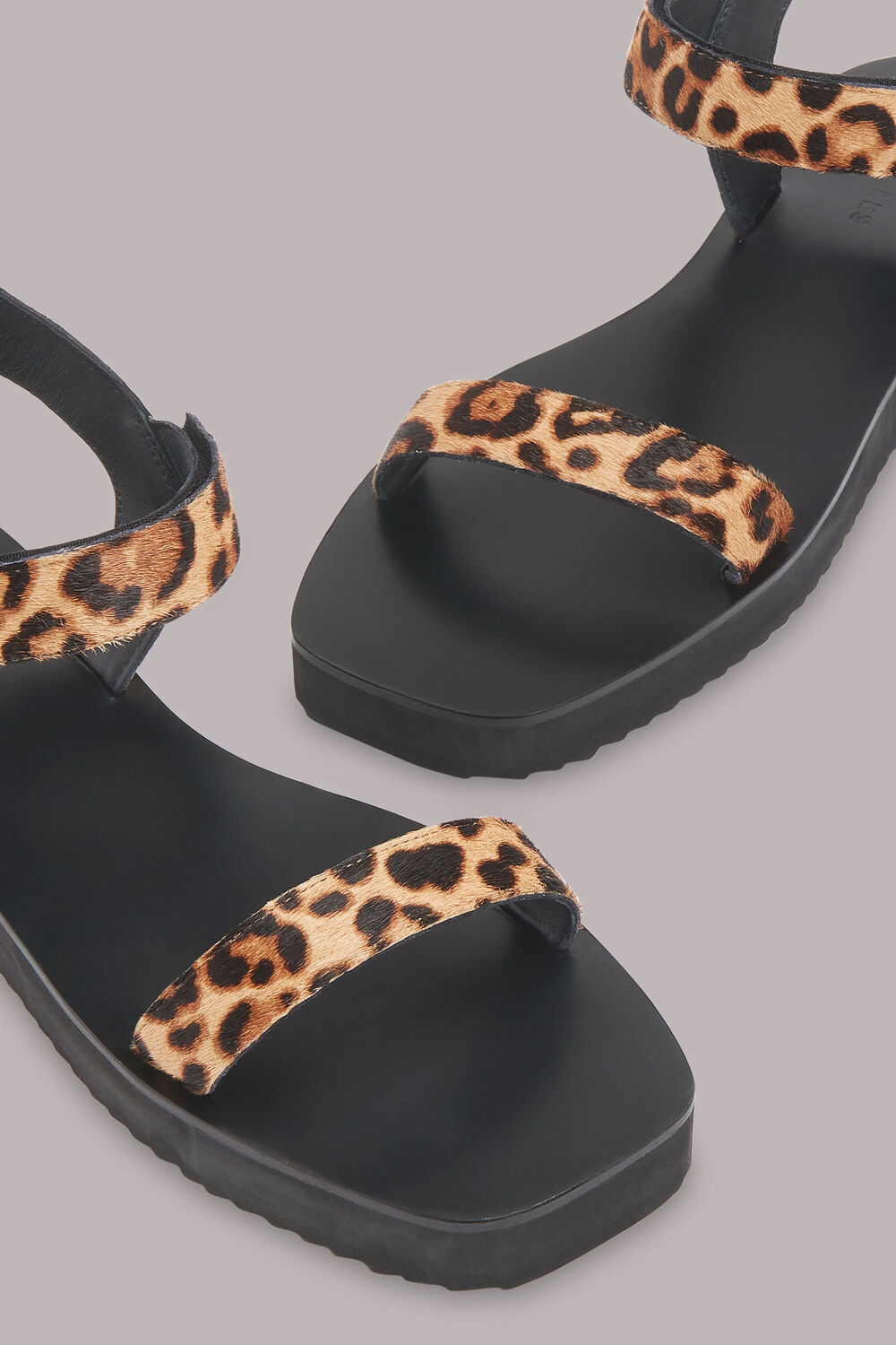Finn Velcro Sandal