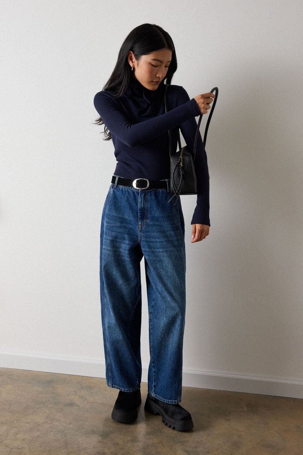 Navy Essential Ribbed Crew