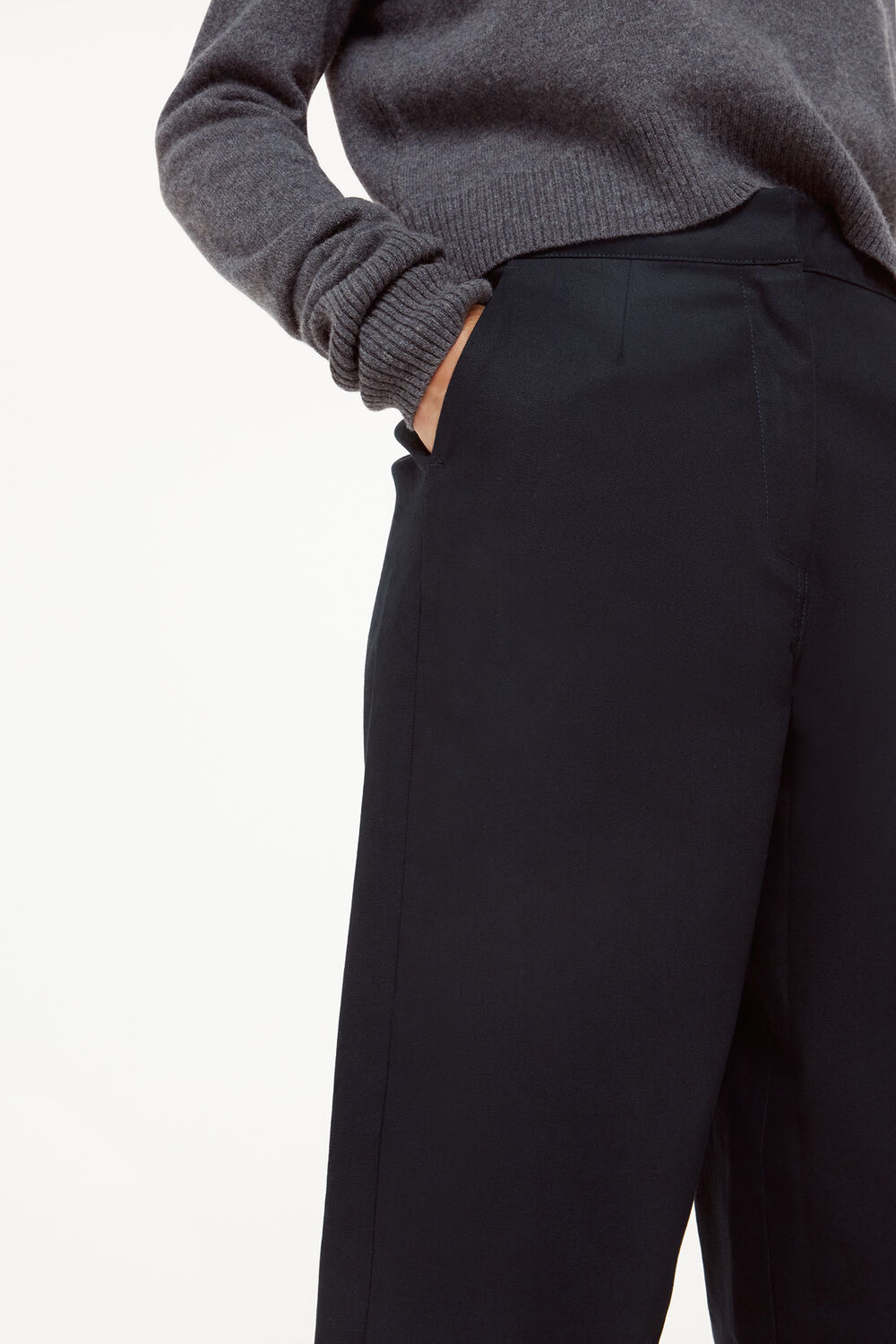 Petite Carla Barrel Cotton Trouser