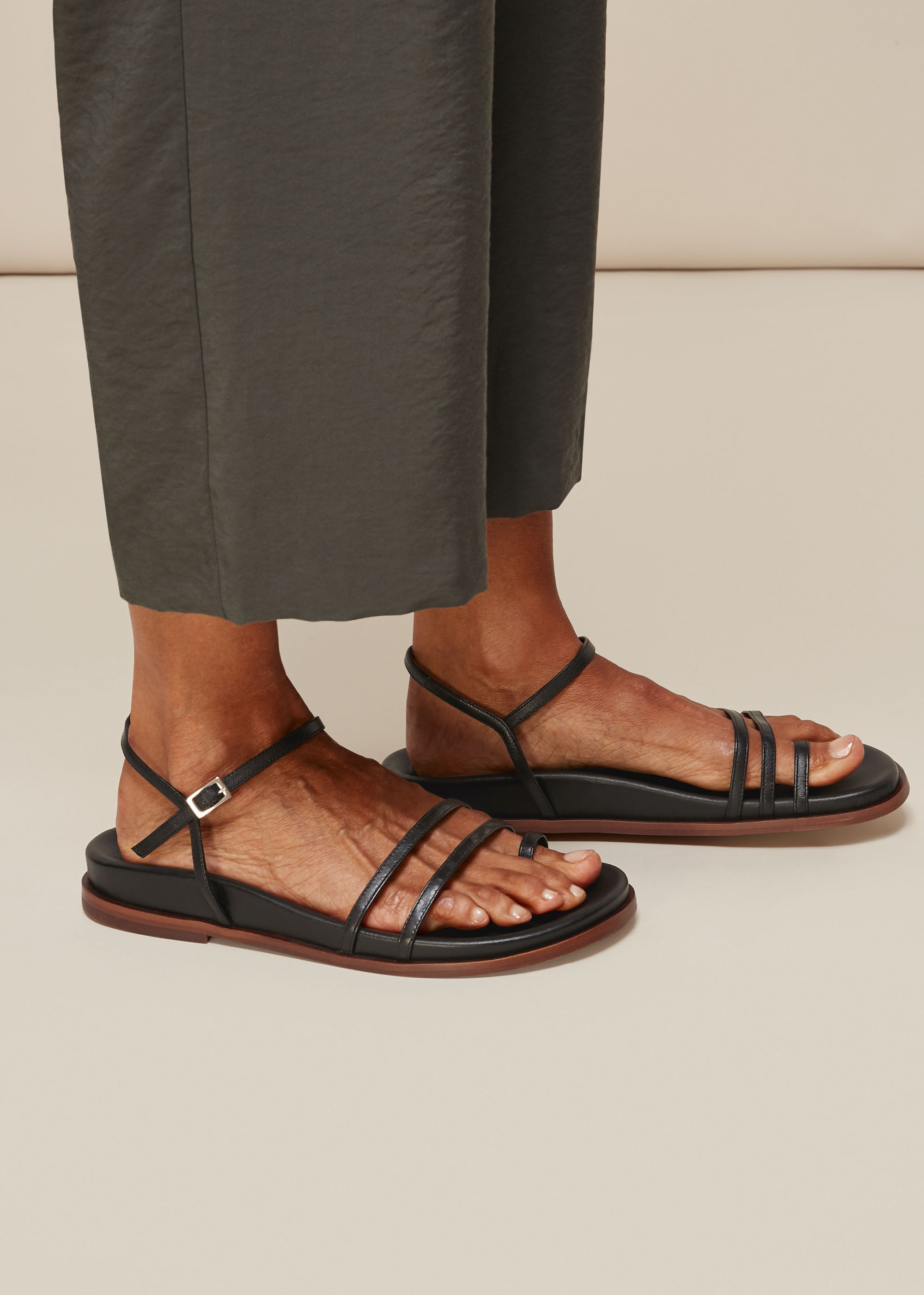 Footbed sandals 2025