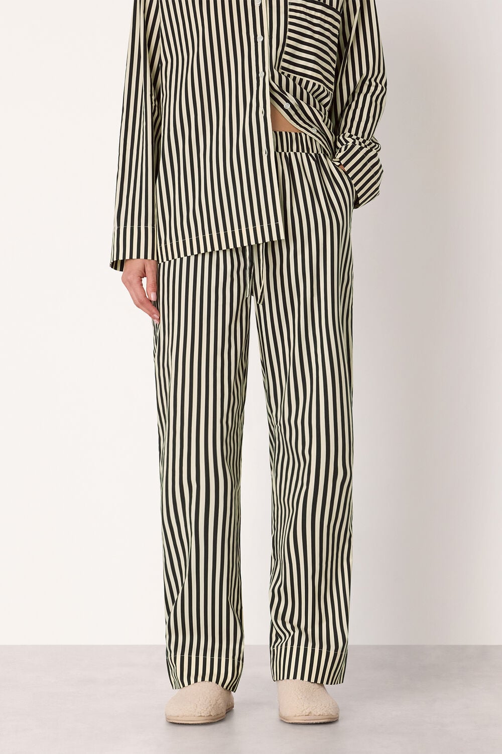 Black Cotton Stripe Pajama Bottom&nbsp;