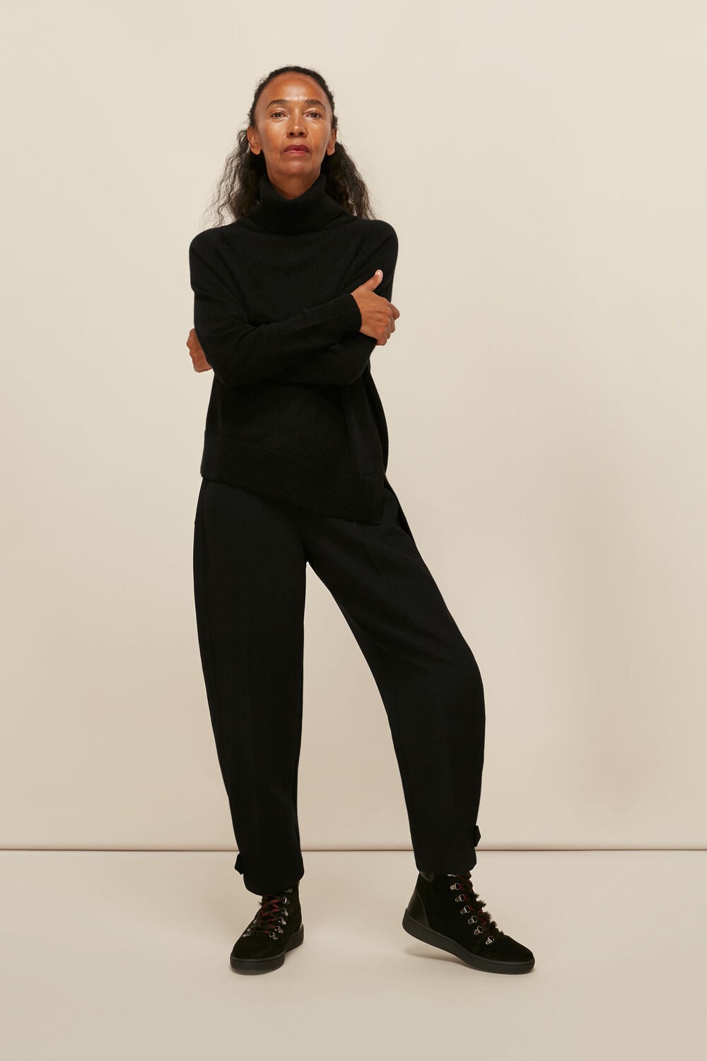 Cashmere Roll Neck Knit