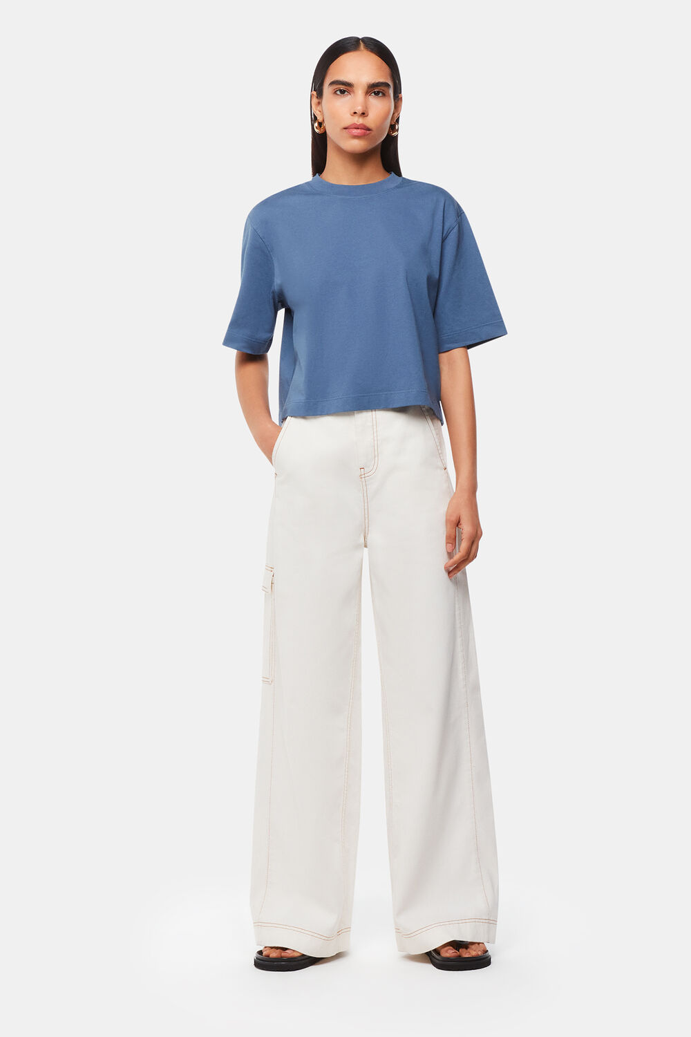 Cropped Relaxed Tee