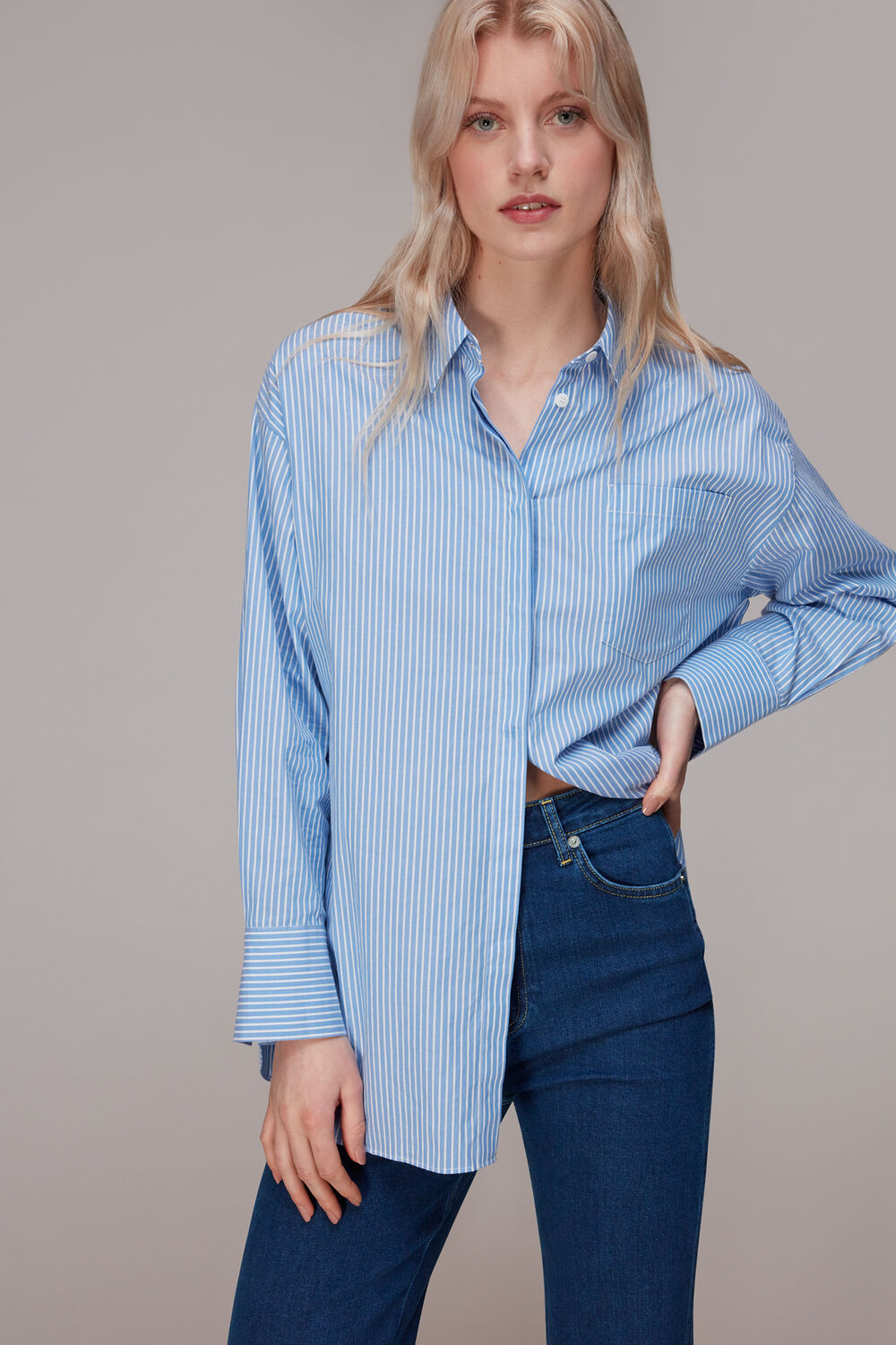 Lucy Stretch Flared Jean