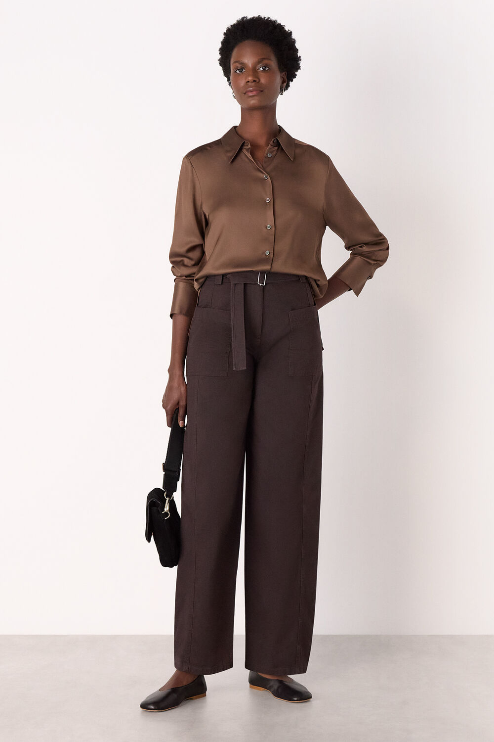 Belted Cotton Barrel Trouser