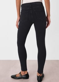 Stretch Sculpted Skinny Jean