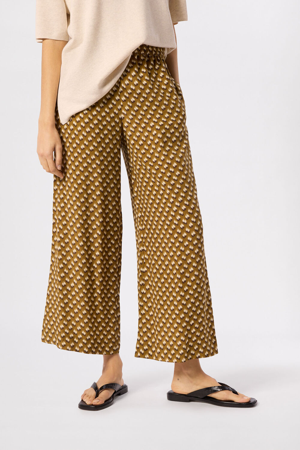 Petite Ikat Spot Crop Trouser