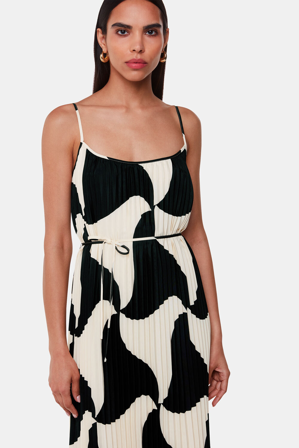 Black Triangle Swirl Pleated Dress