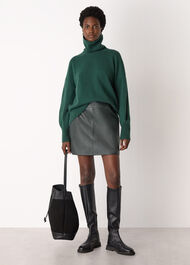 Wool Roll Curved Hem Knit