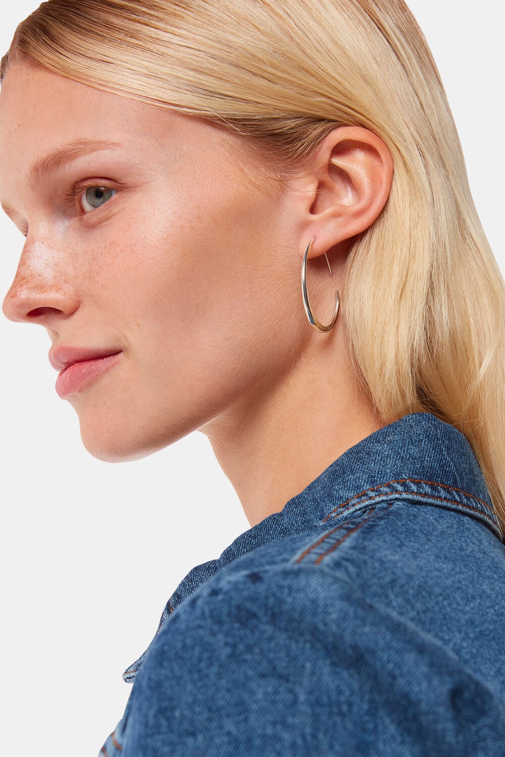 Silver Wire Hoop Earring
