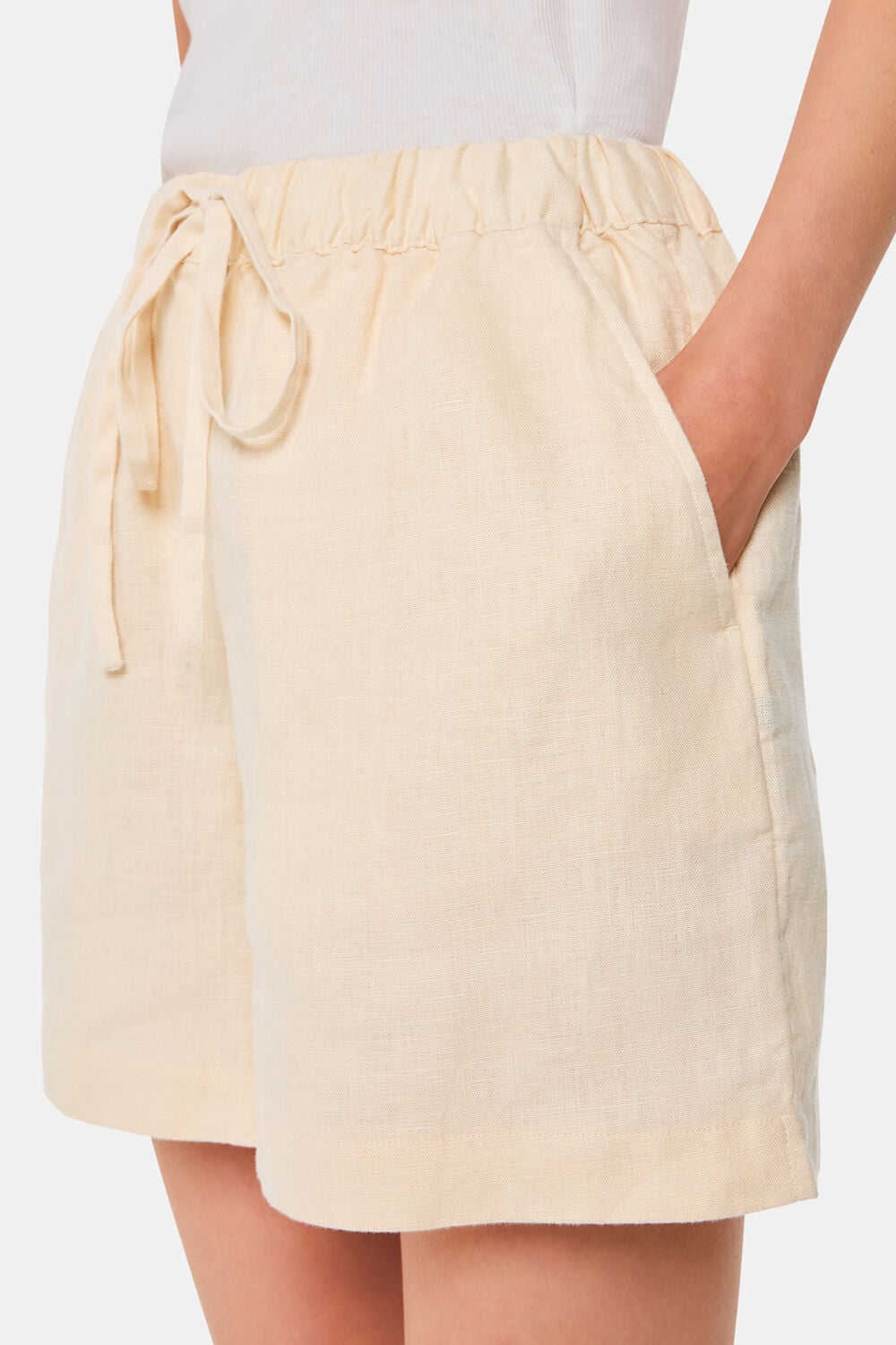 Ivory Linen Elasticated Short