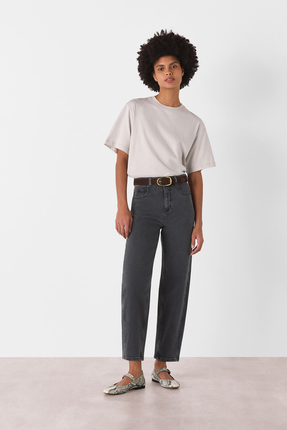 Grey Stretch Barrel Leg Jean