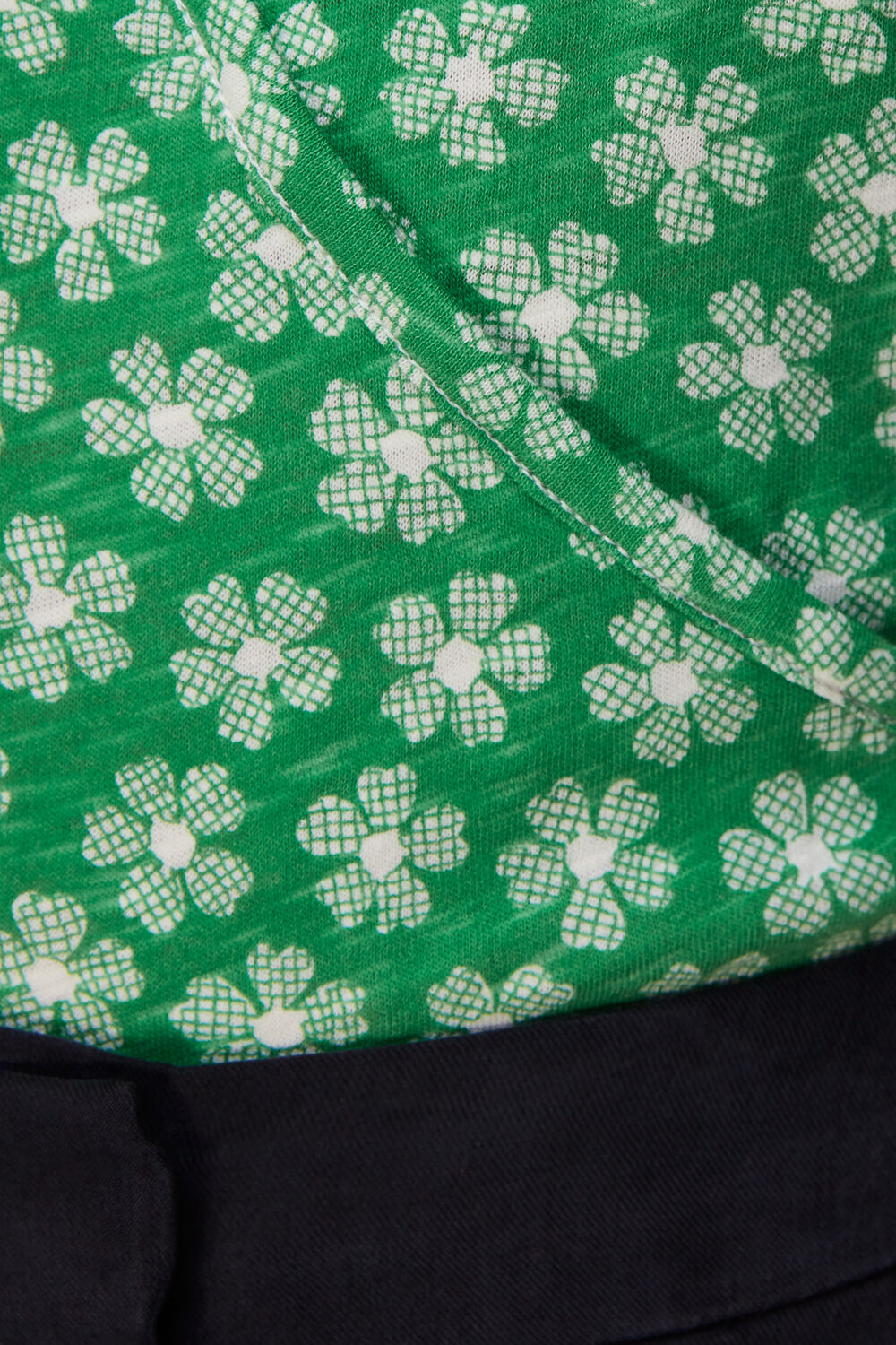 Daisy Check Wrap Tee