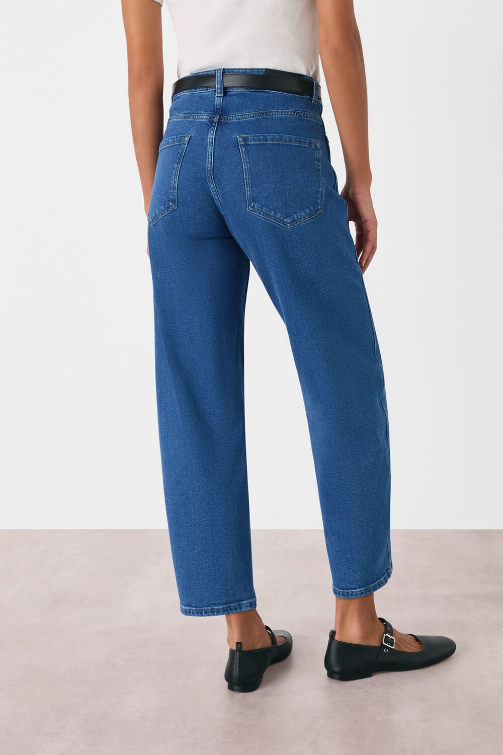 Denim Stretch Barrel Leg Jean