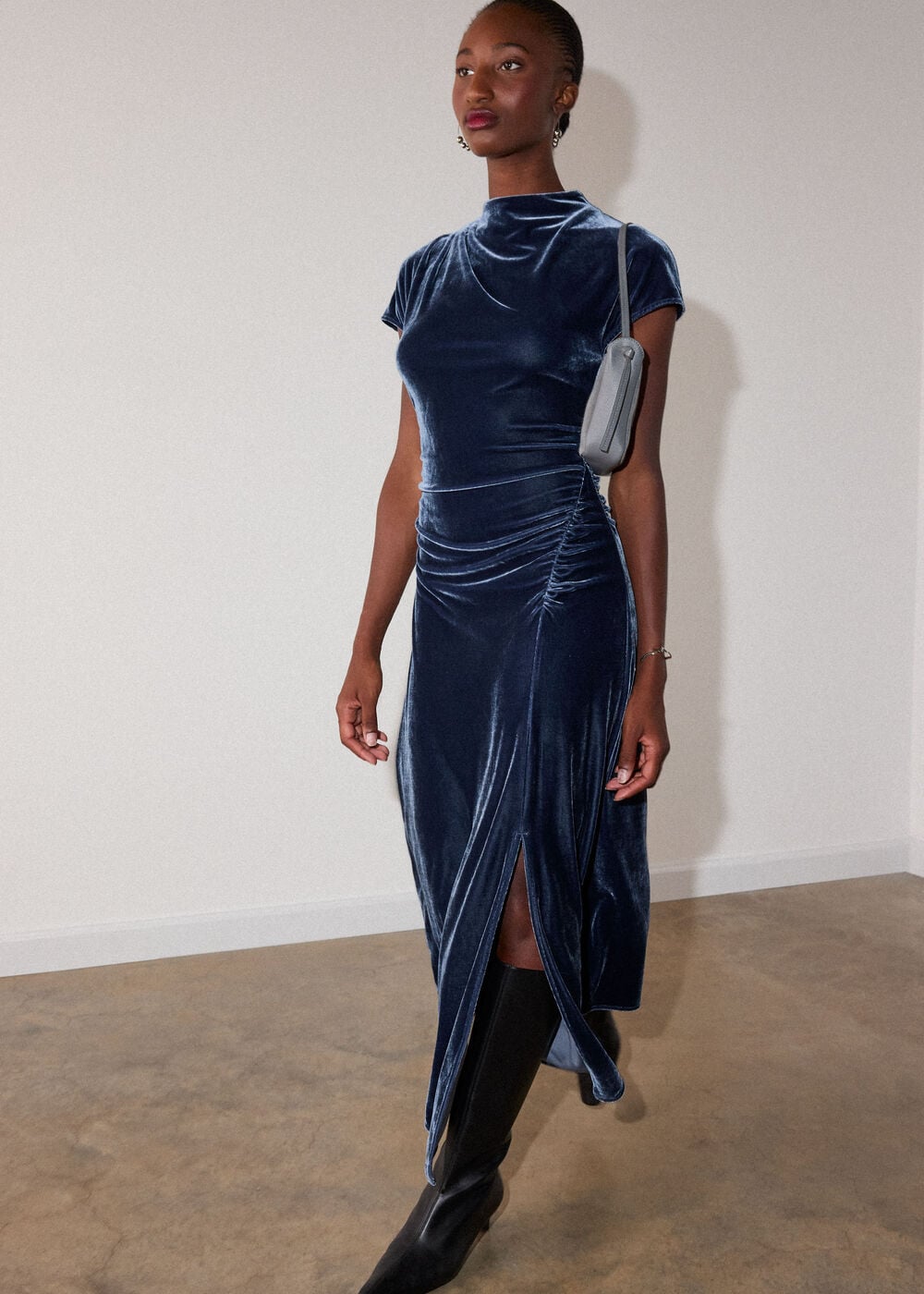 Navy Petite Velvet Ruched Midi Dress