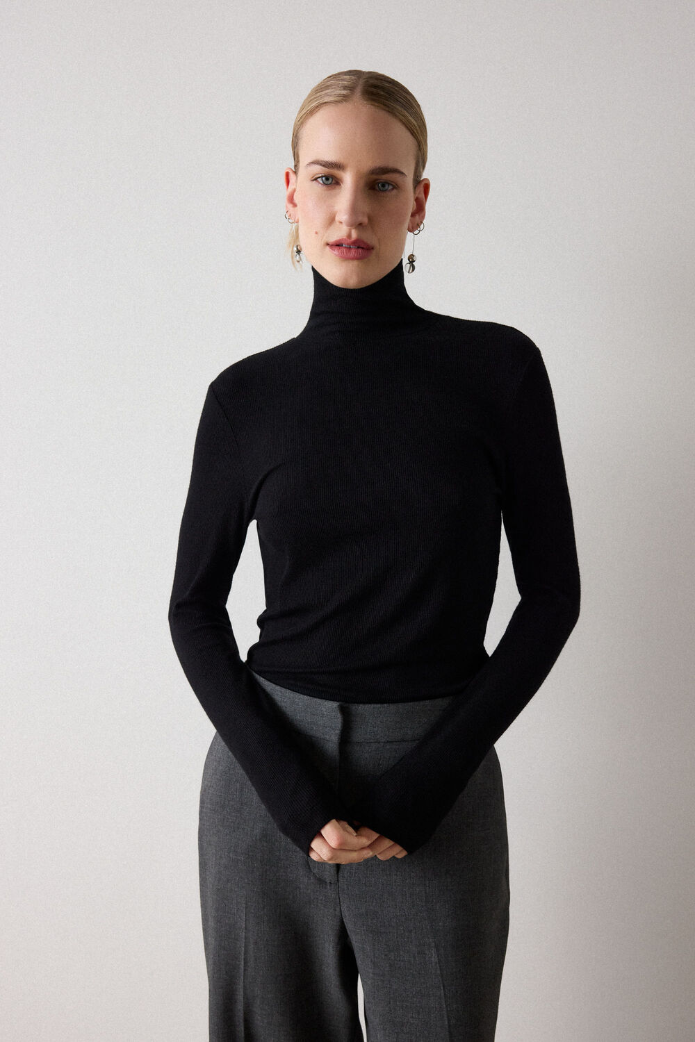 Black Essential Ribbed Turtleneck