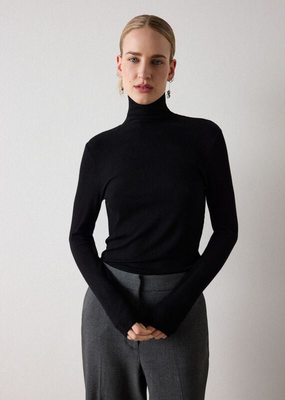Black Essential Ribbed Turtleneck