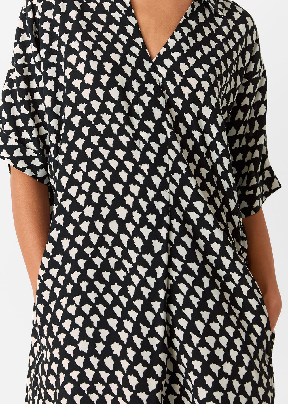 Triangle Relaxed Short Dress