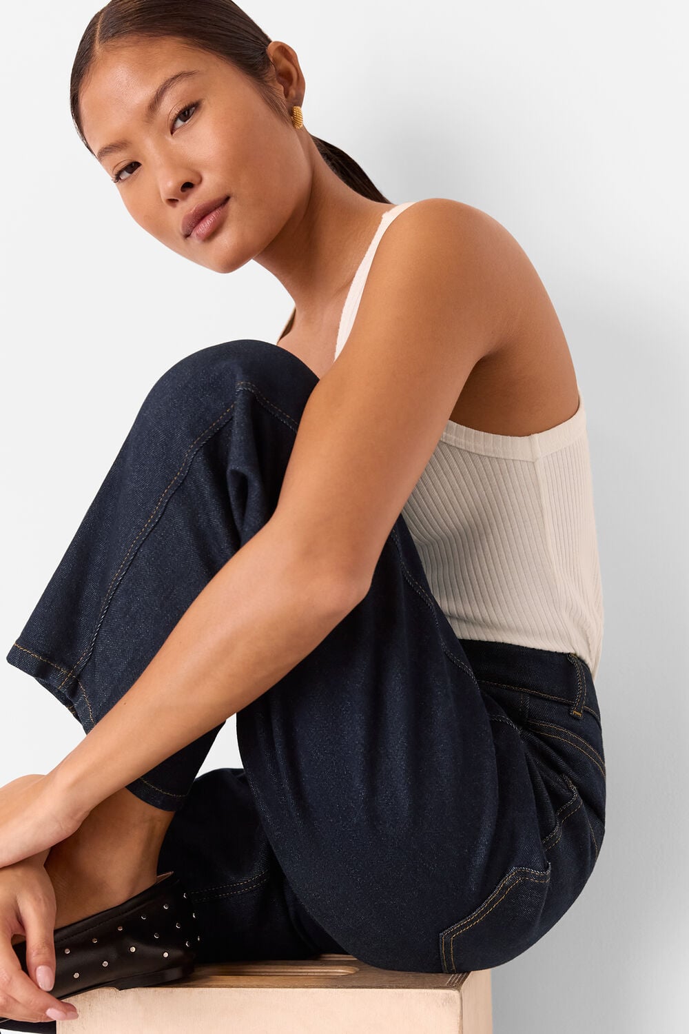 Petite Stretch Barrel Leg Jean