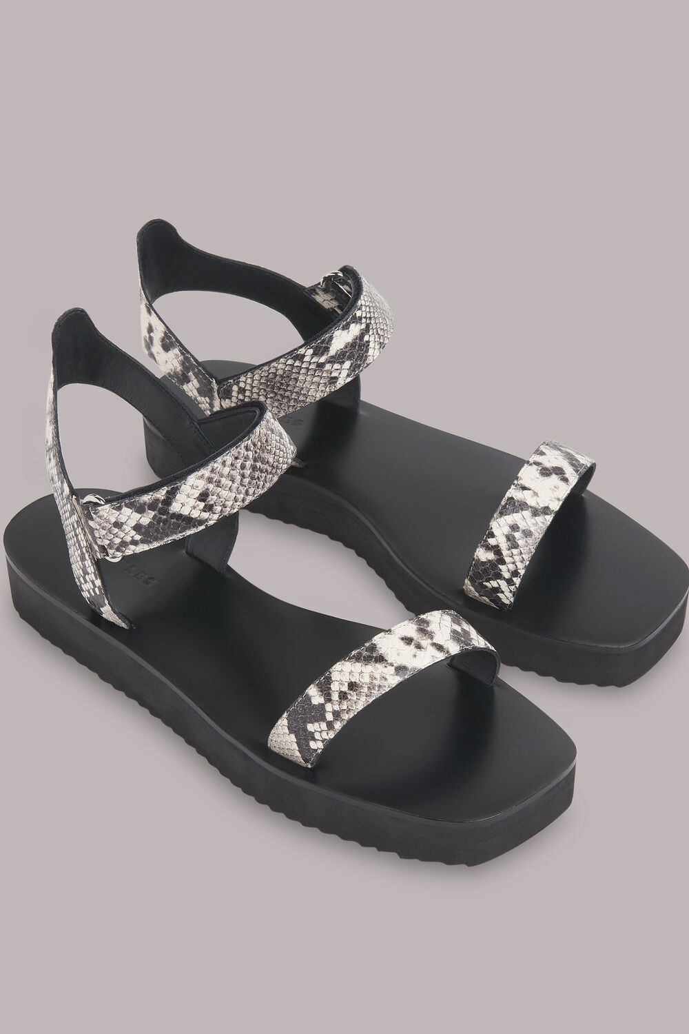 Finn Velcro Sandal