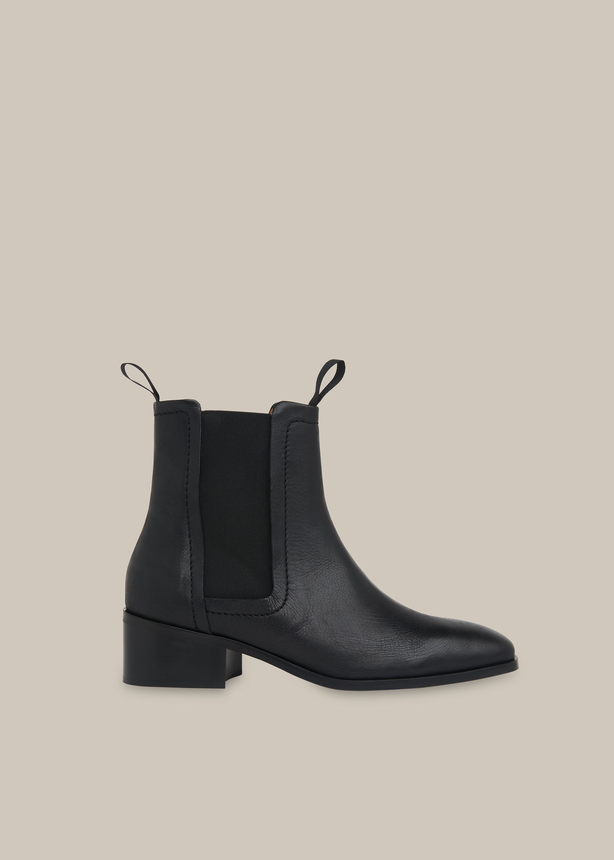 chelsea boots leather black