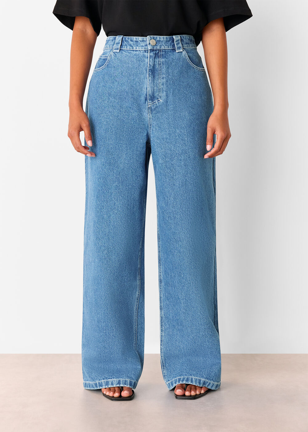 Petite Relaxed Straight Leg Jean