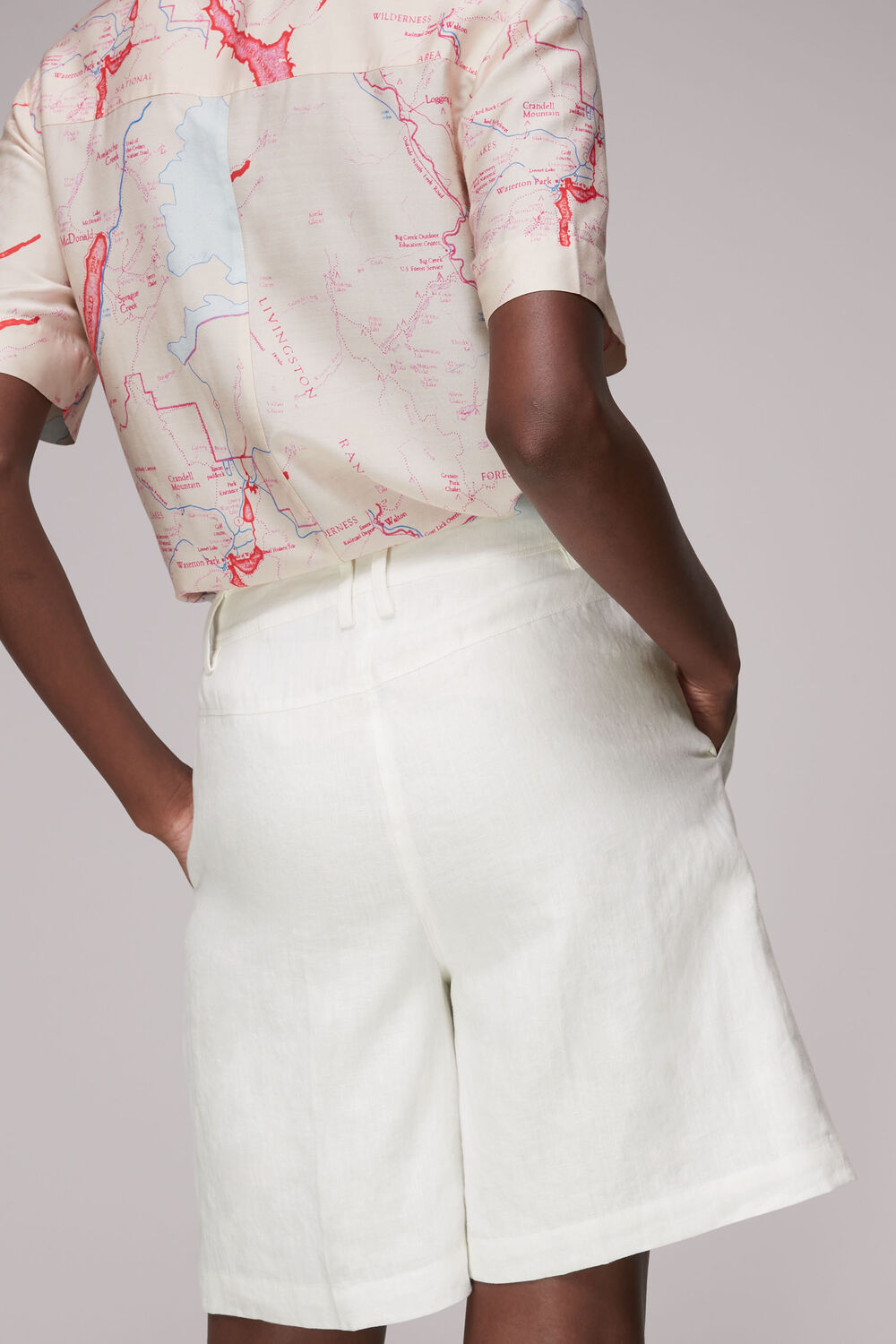 Tailored Linen Bermuda Shorts