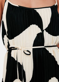 Triangle Swirl Pleated Dress