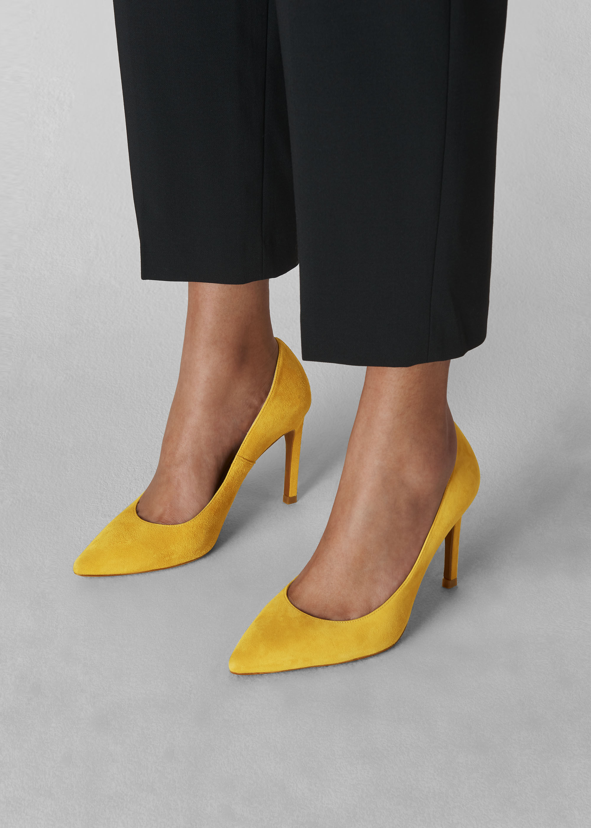 Yellow suede top pump