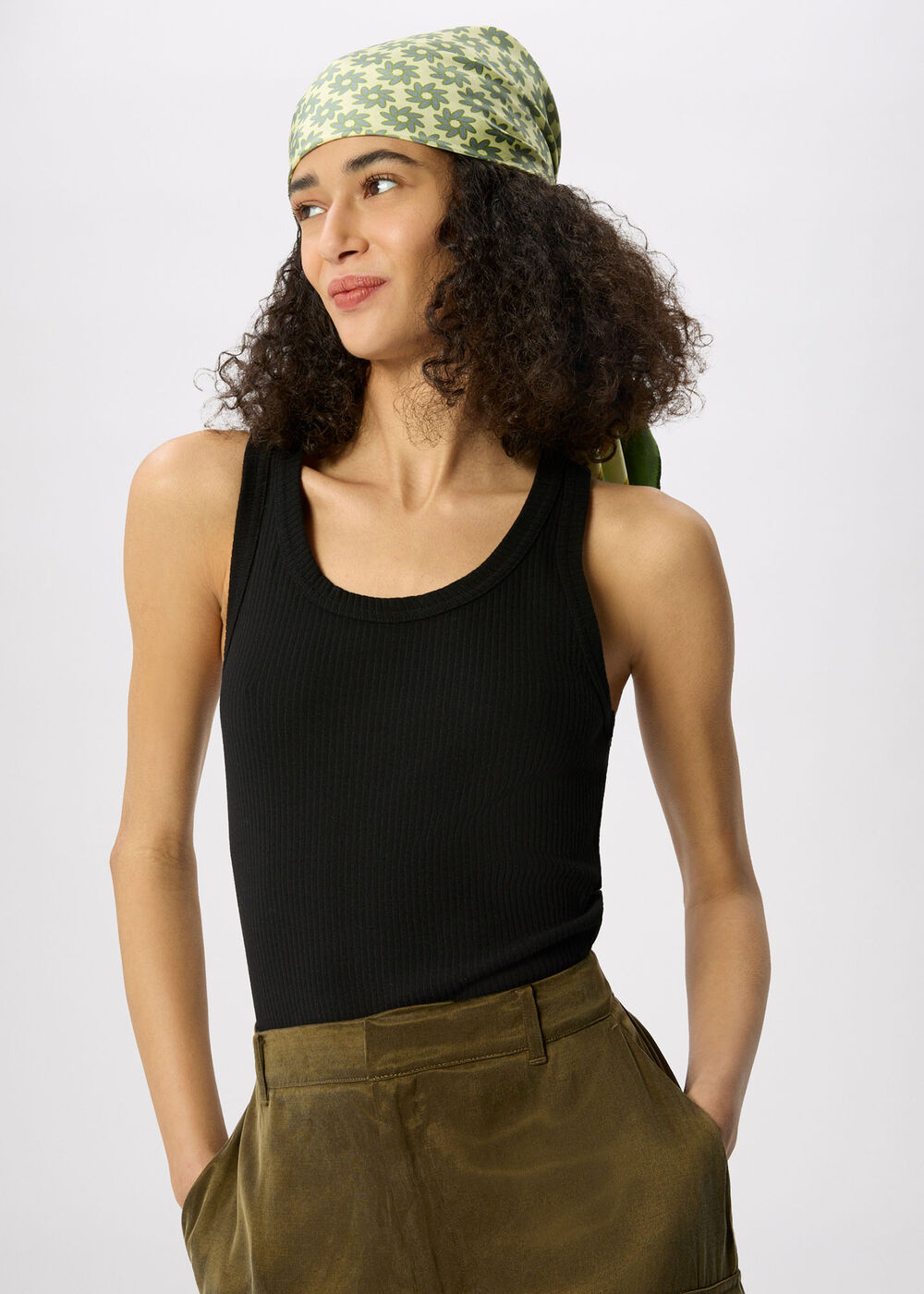Ultimate Ribbed Scoop Vest