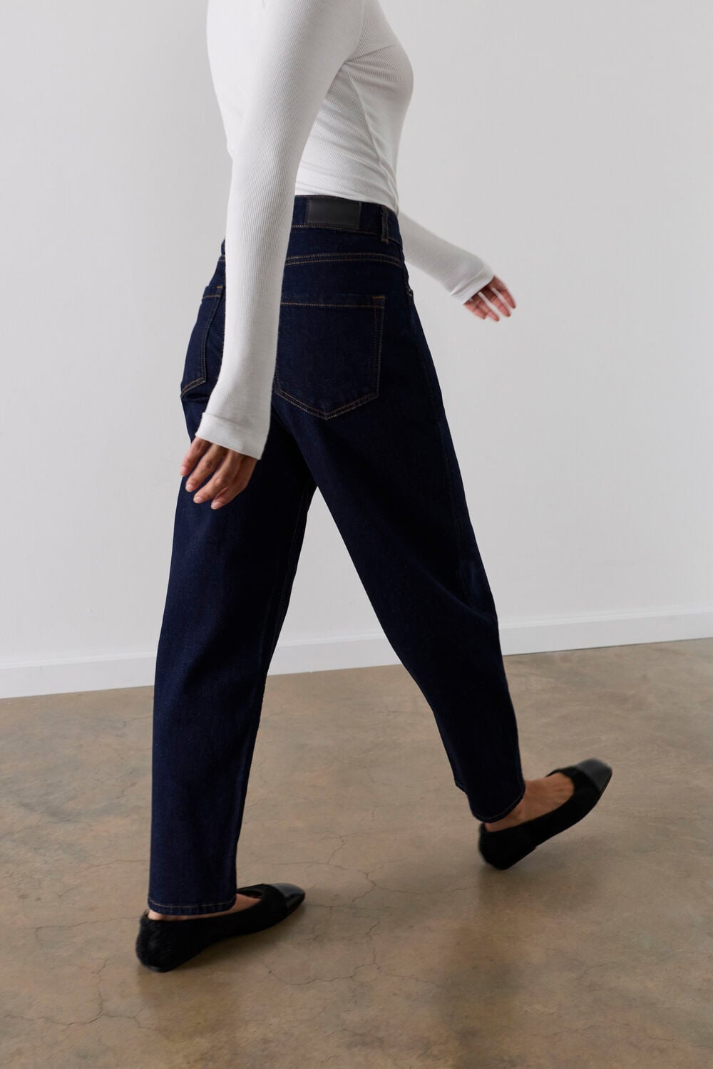 Dark Denim Stretch Barrel Leg Jean