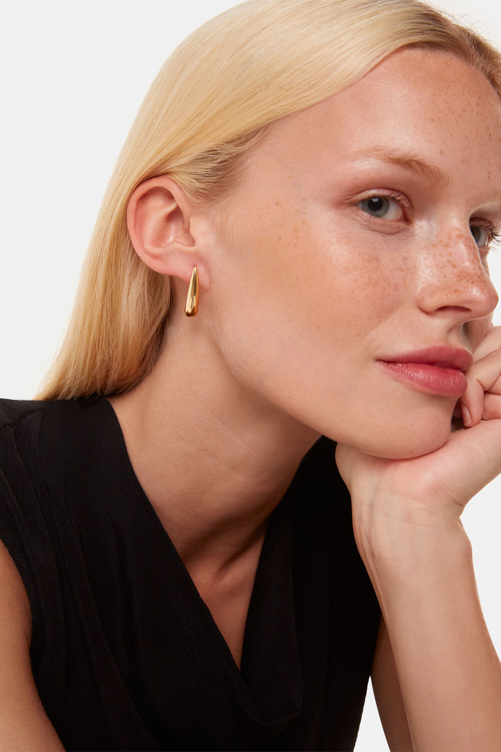 Mini Curved Earring