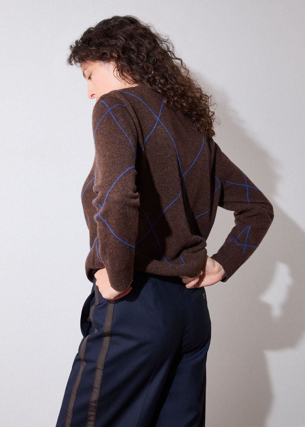 Wool Contrast Diamond Knit