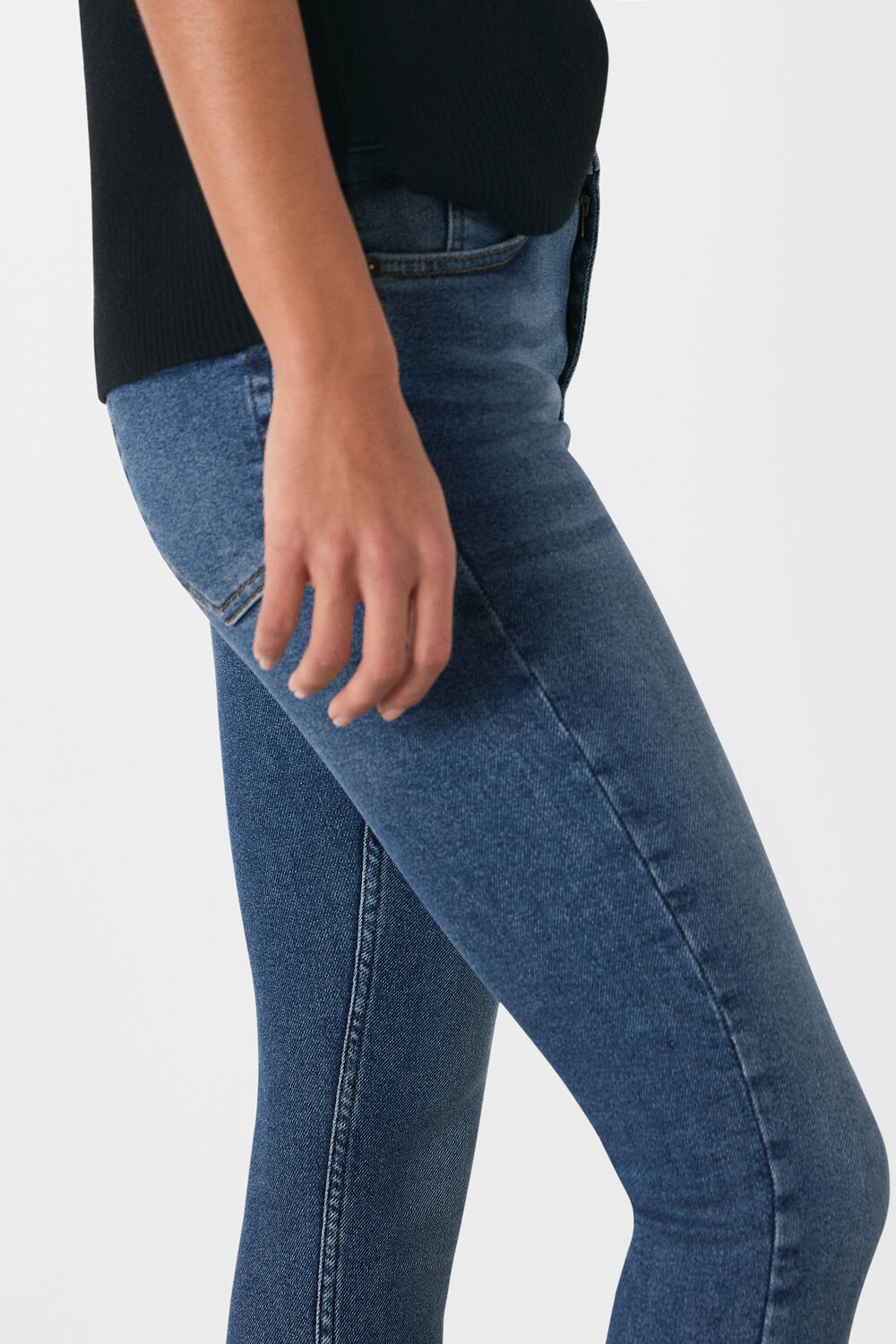 Denim Stretch Sculpted Skinny Jean