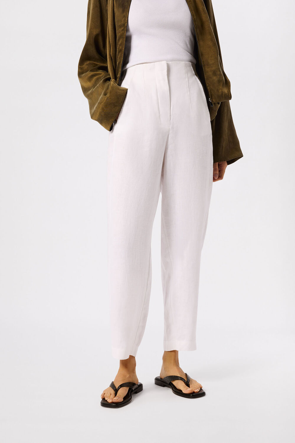 White Linen Barrel Leg Trouser