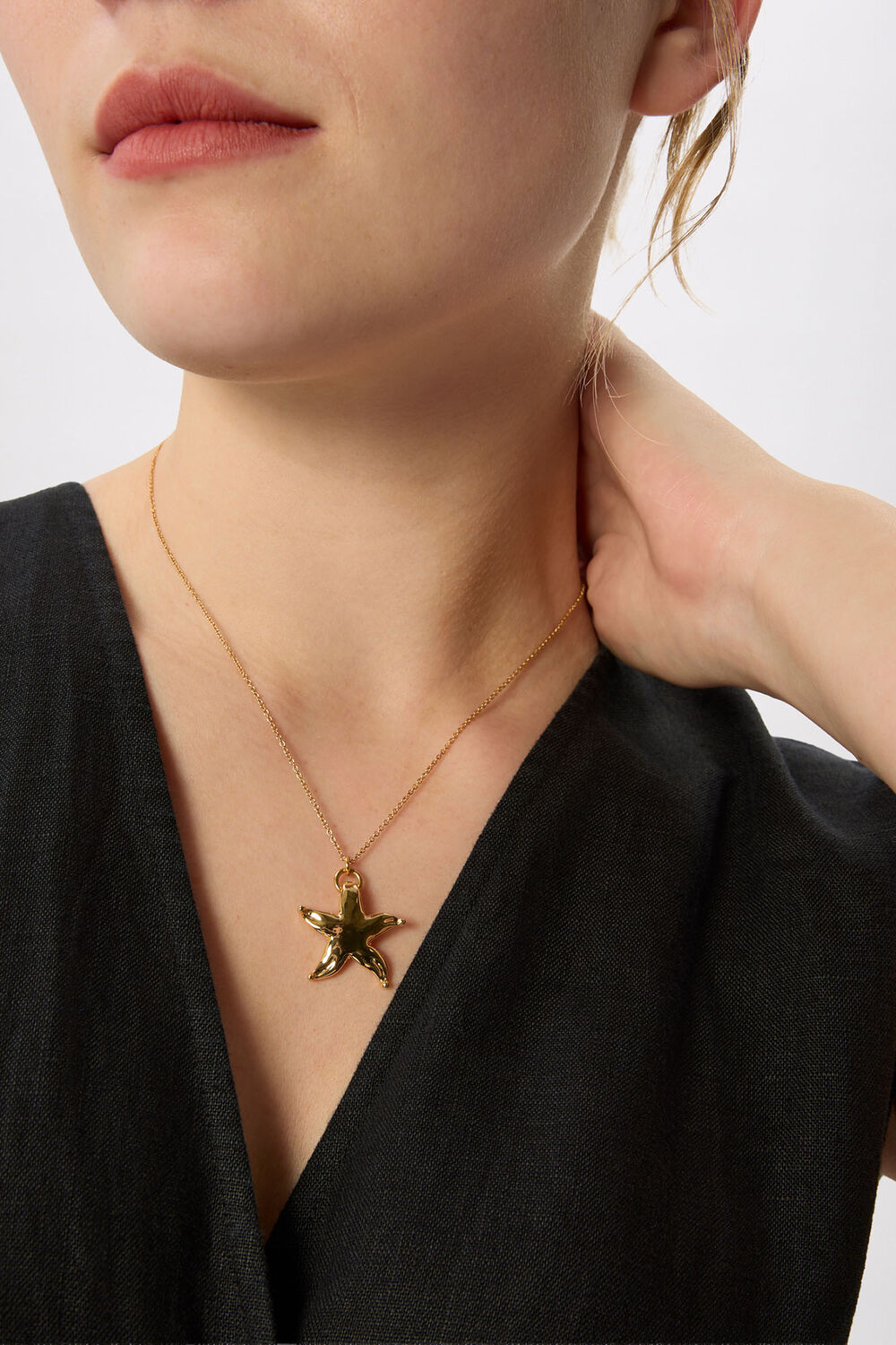 Starfish Pendant Necklace