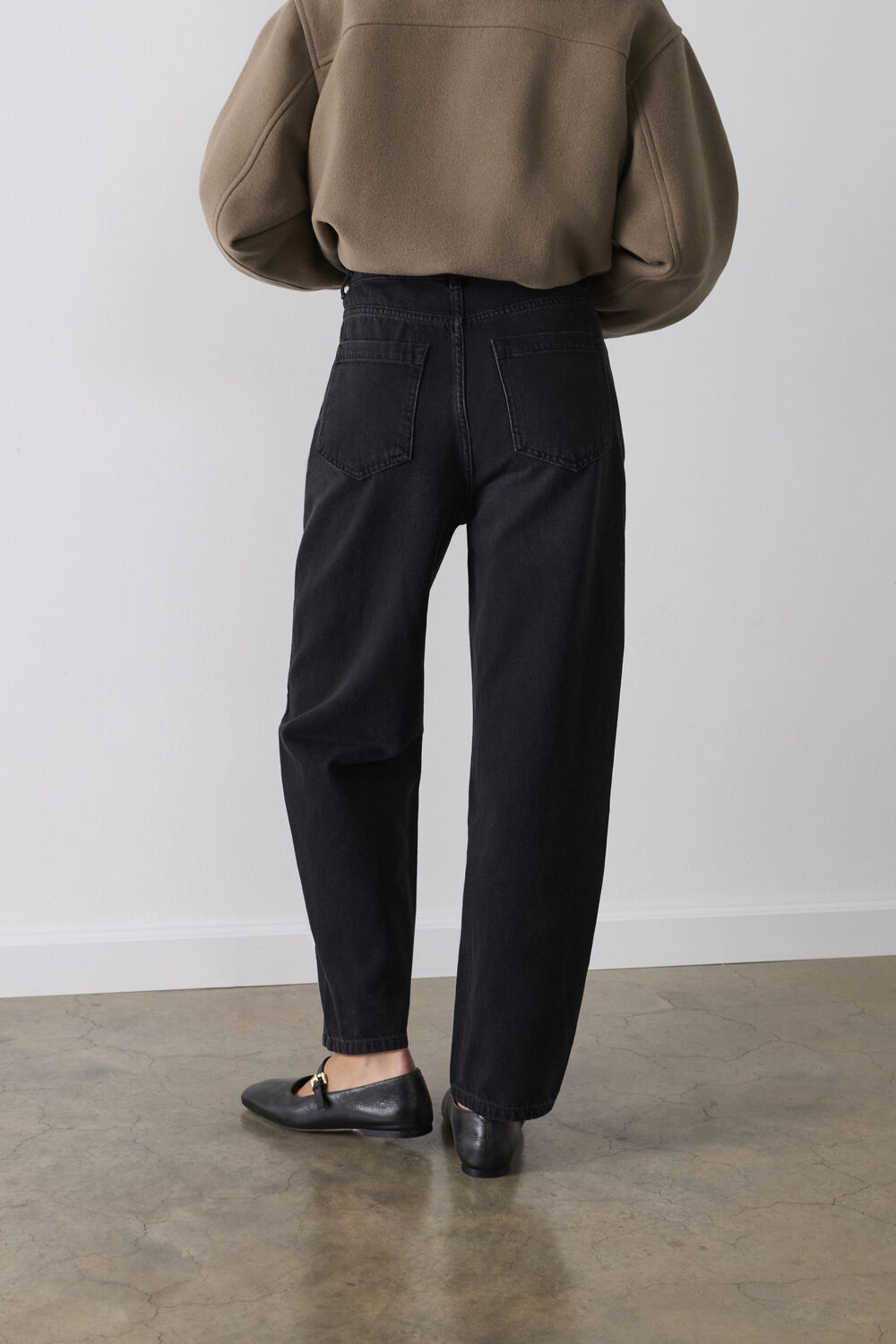 Black Petite Authentic Barrel Leg Jean