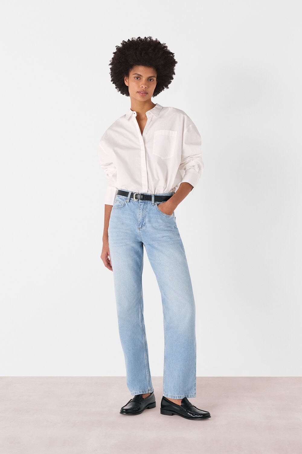 Light Wash Classic Straight Leg Jean