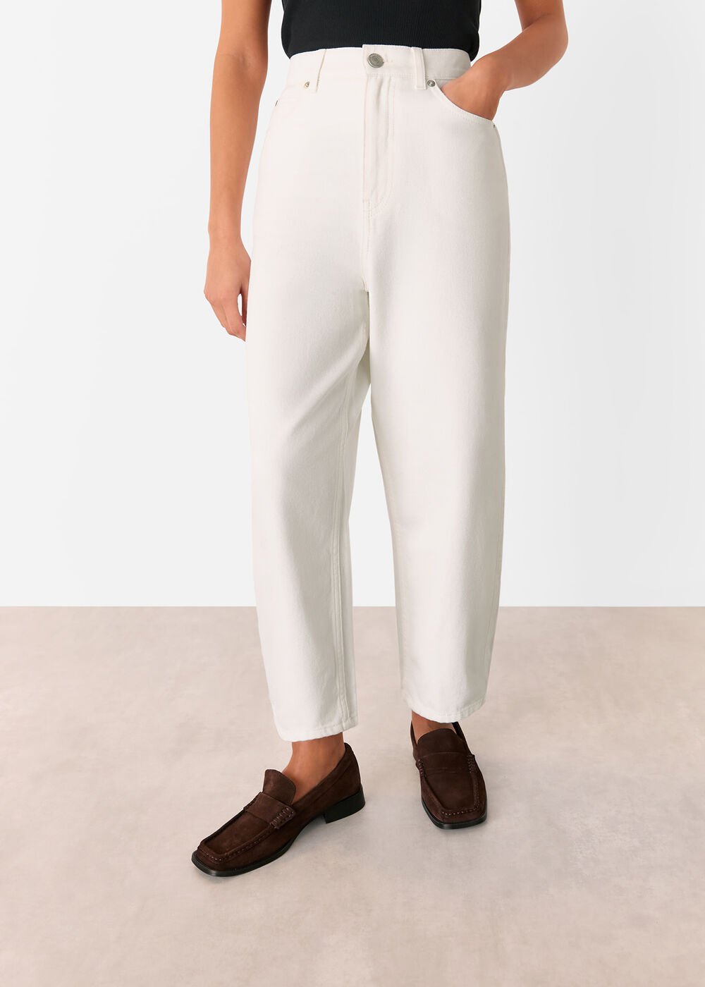 Petite Authentic Barrel Leg Jean