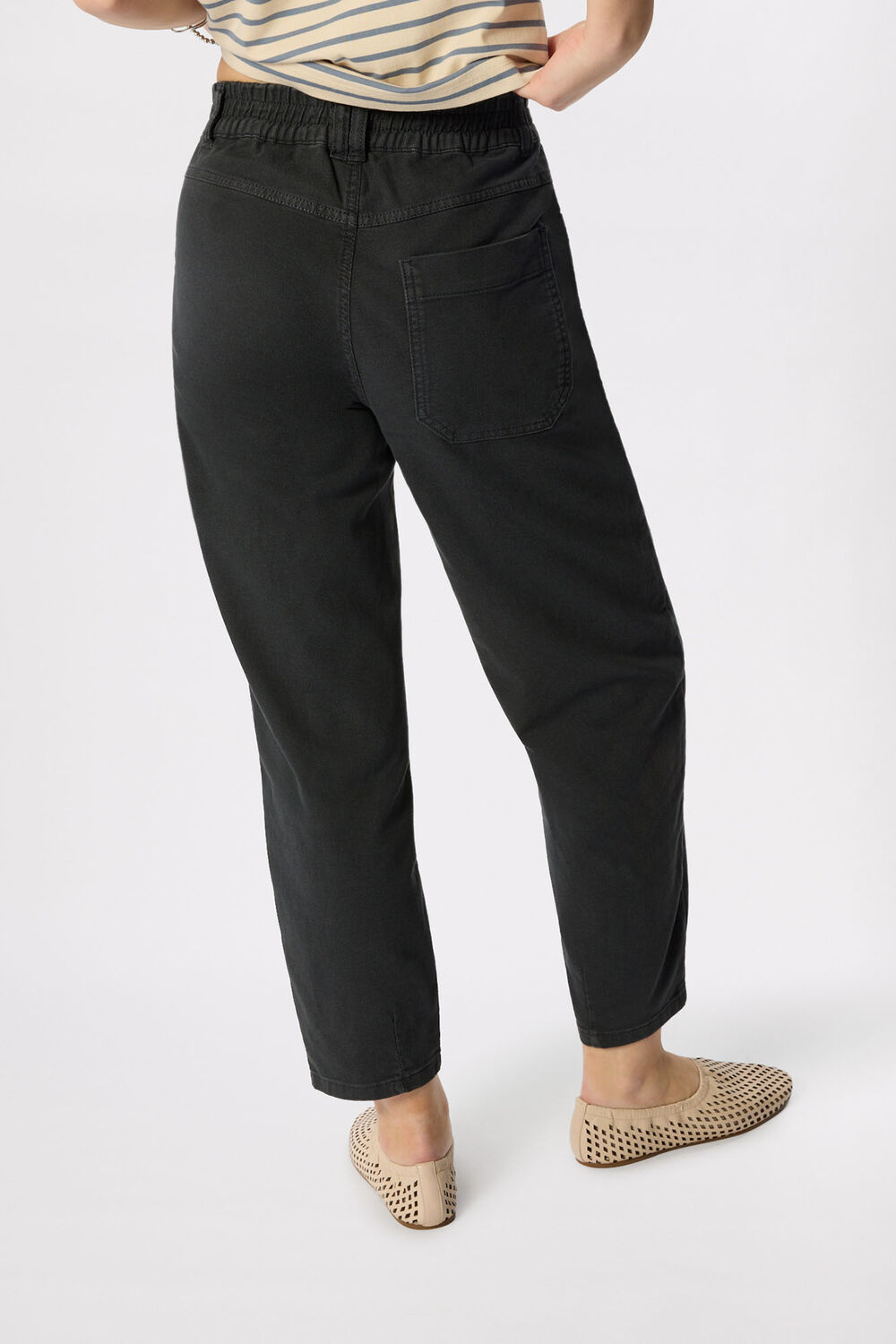 Black Tessa Casual Pants&nbsp;