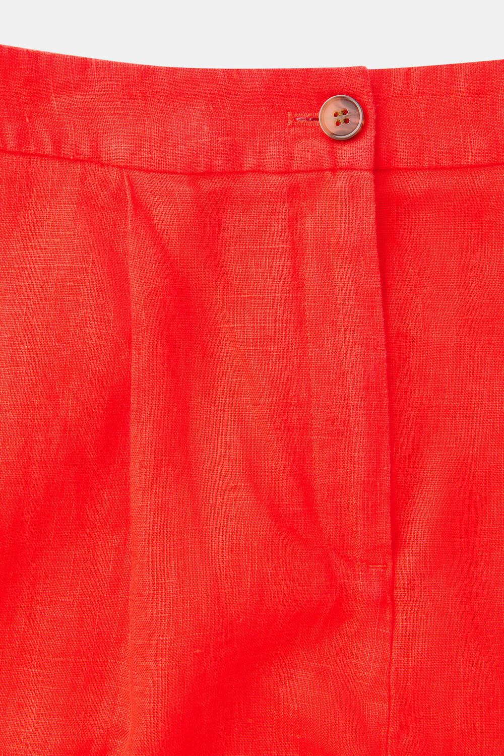 Red Tara Formal Linen Short
