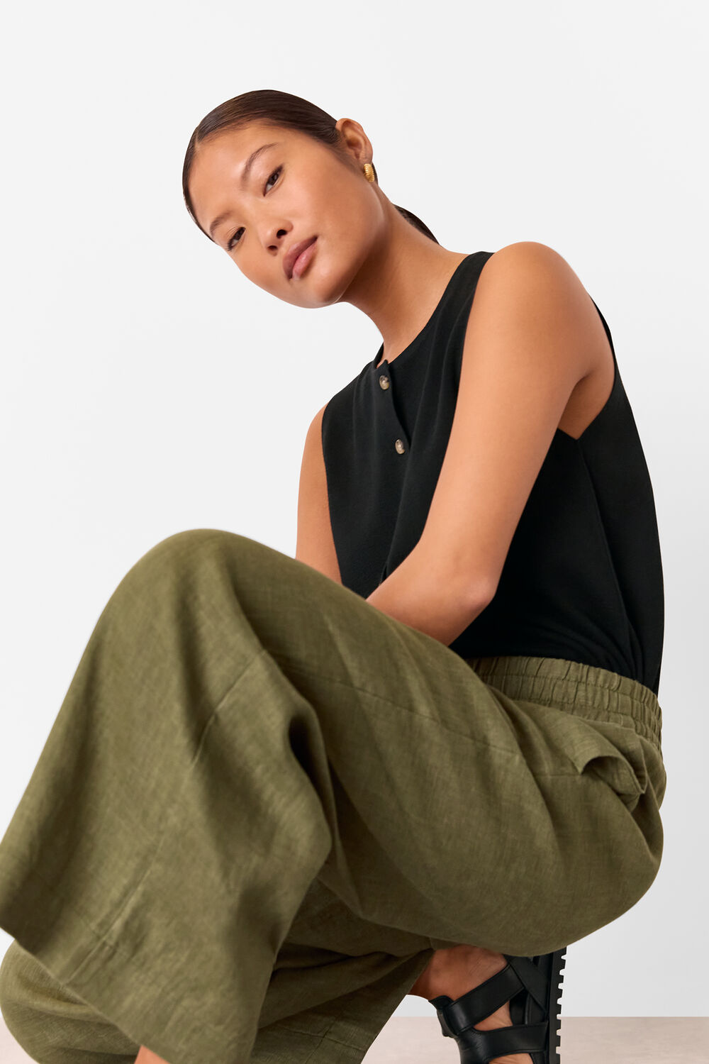 Petite Linen Pocket Trouser
