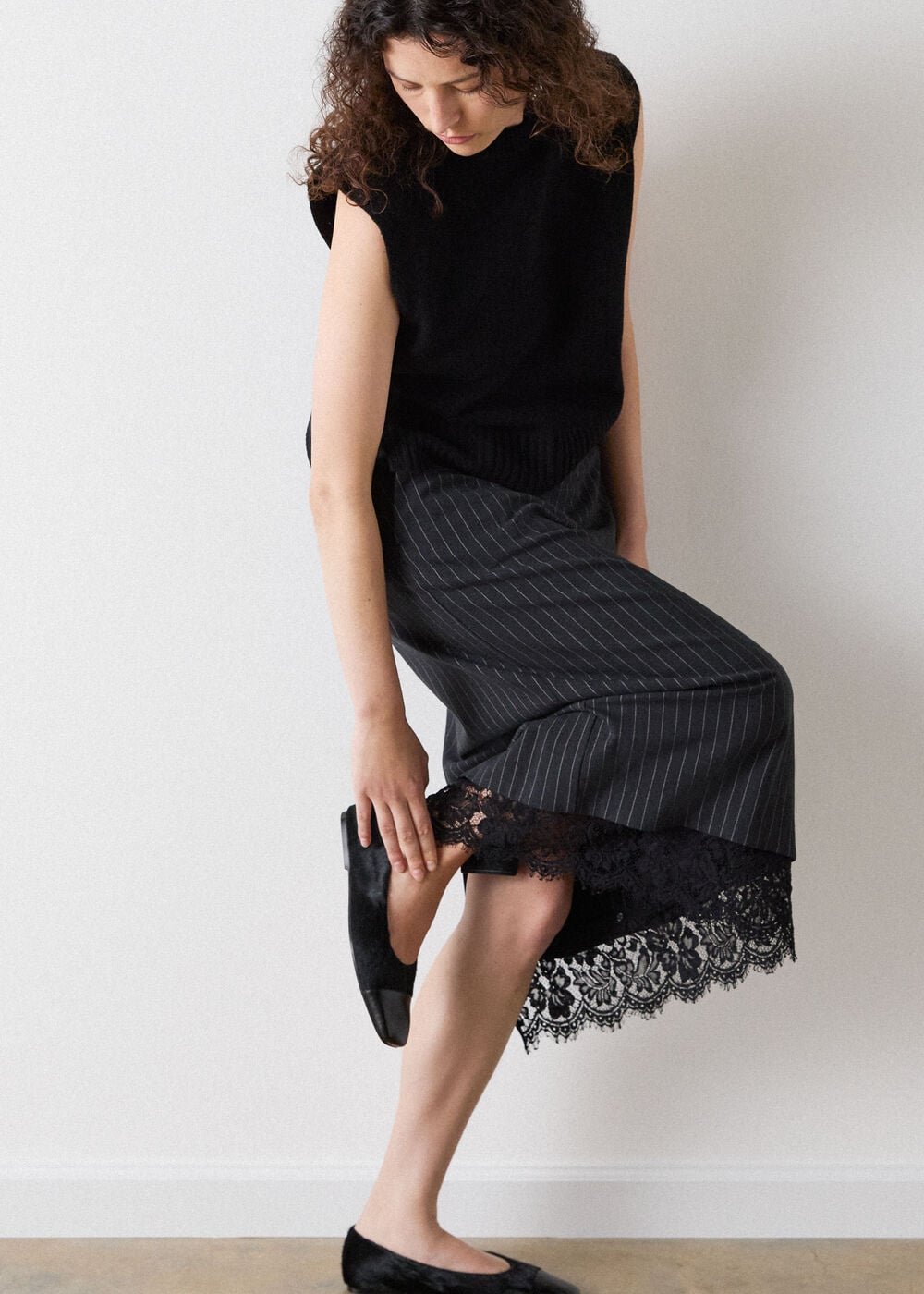 Grey Stripe Detachable Lace Skirt