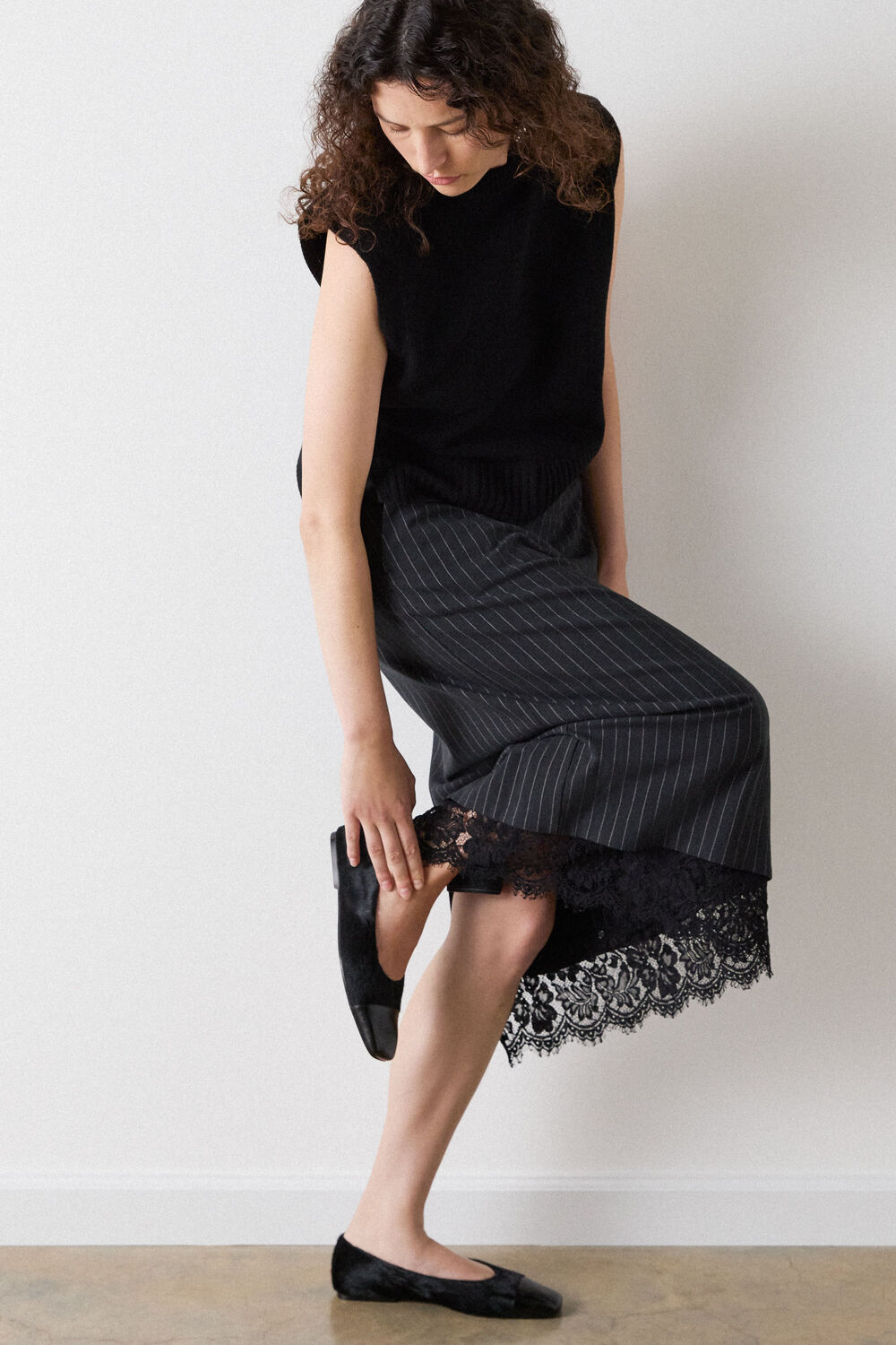 Grey Stripe Detachable Lace Skirt