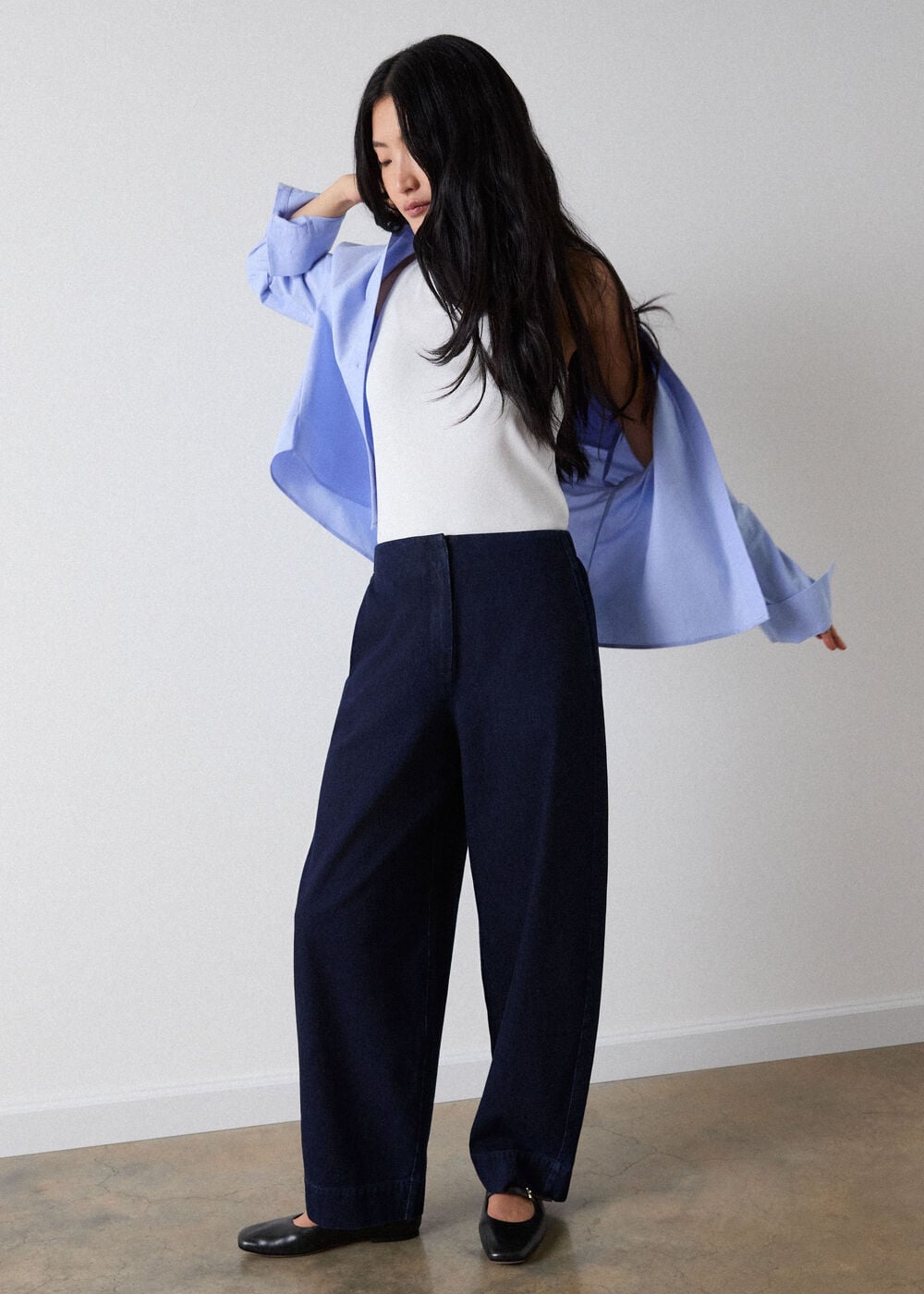 High Rise Clean Barrel Trouser