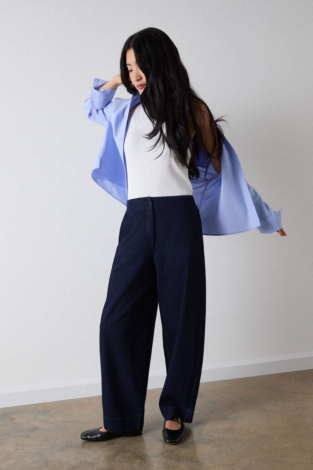 Dark Denim High Rise Clean Barrel Trouser