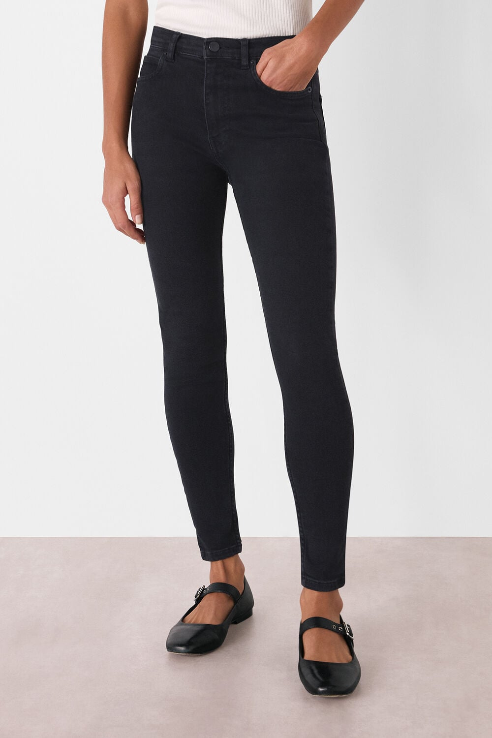 Black Stretch Sculpted Skinny Jean