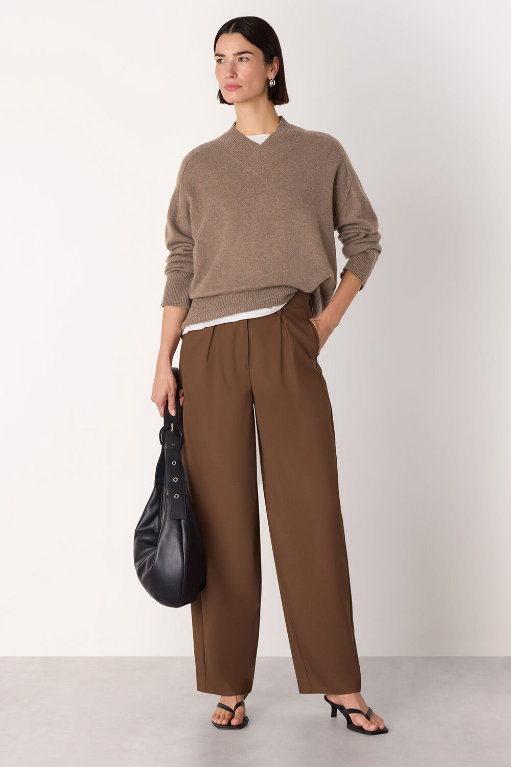 Cashmere V Neck Knit